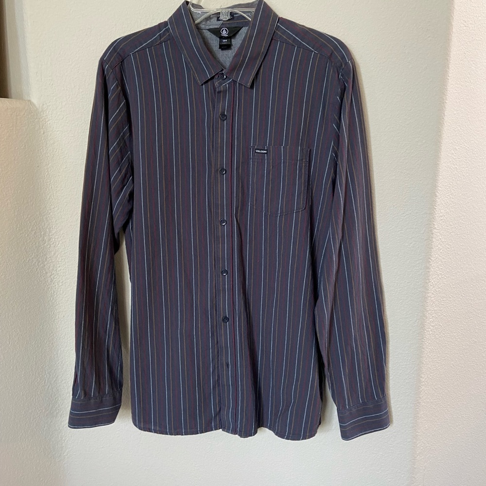 Volcom long sleeve shirt